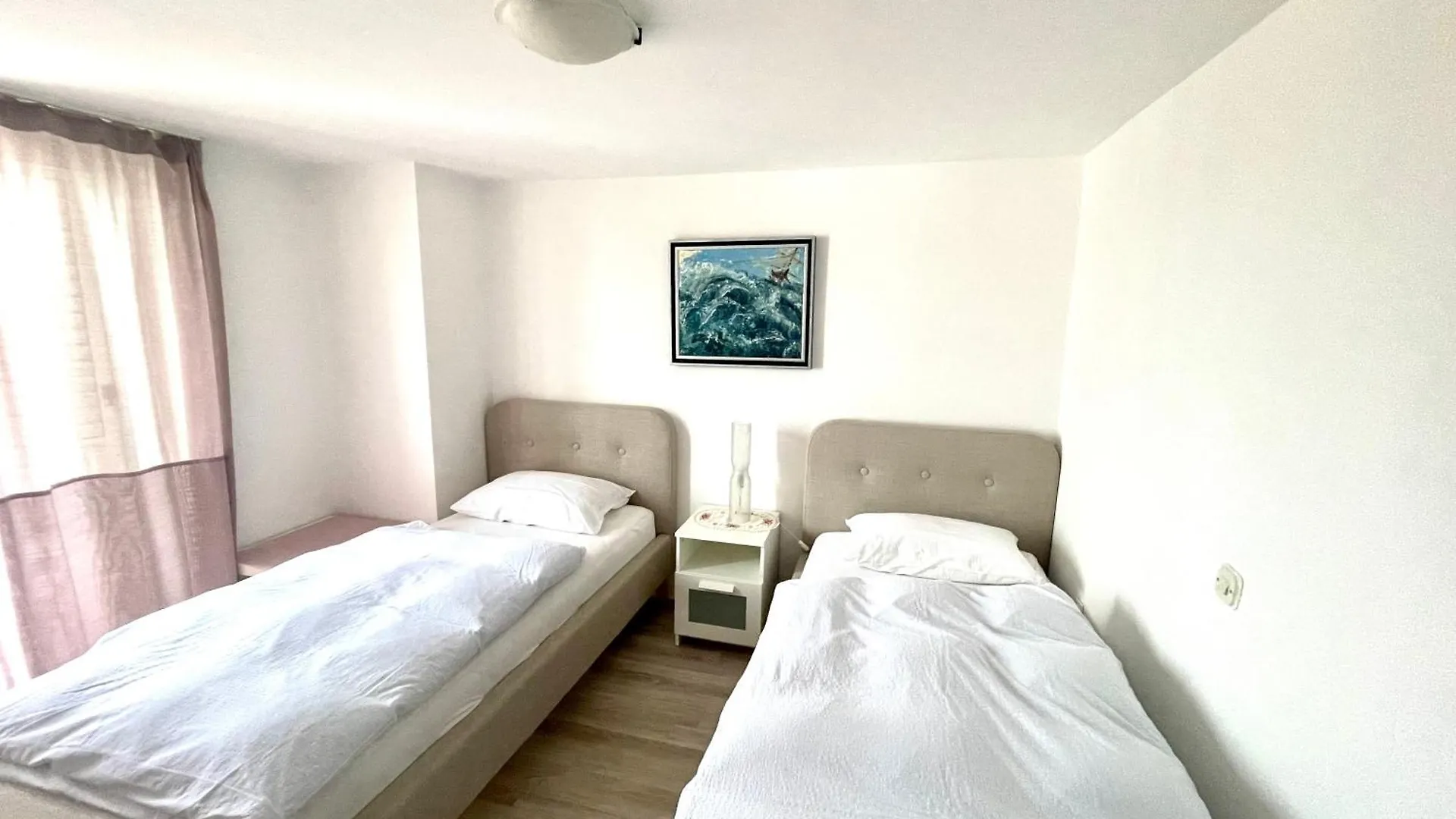 Apartments Maria 우마그